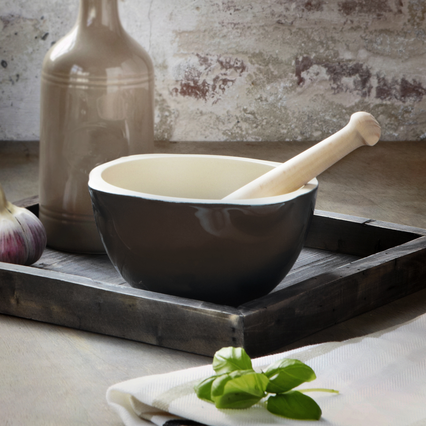 Mortar & Pestle